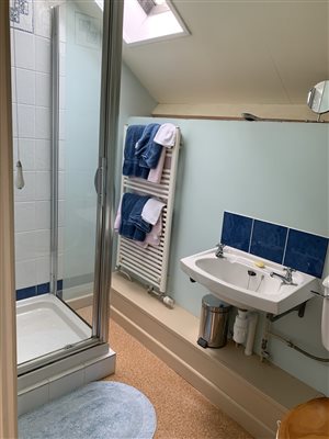 En-suite shower room